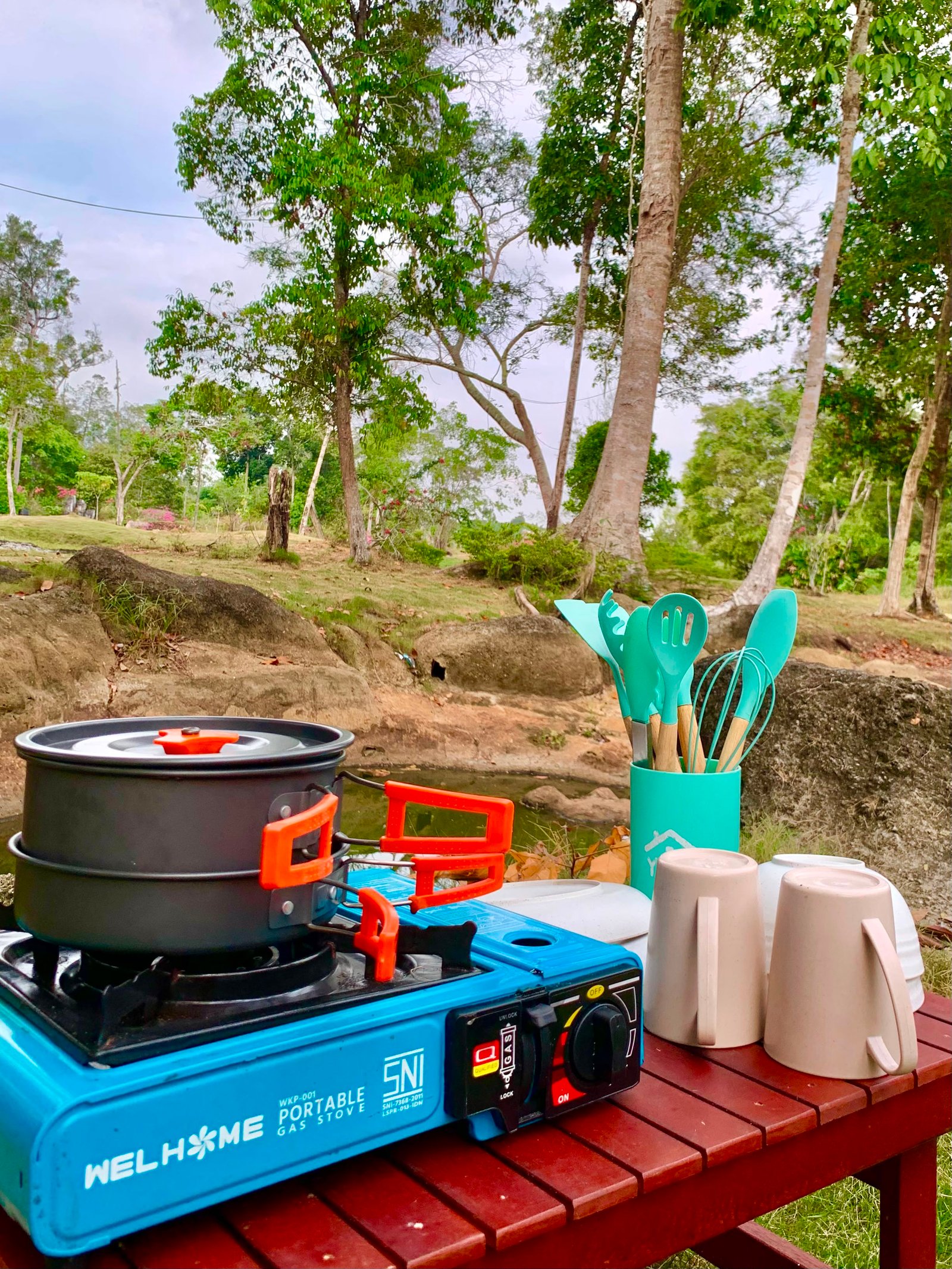 Kompor Portable + Set Masak